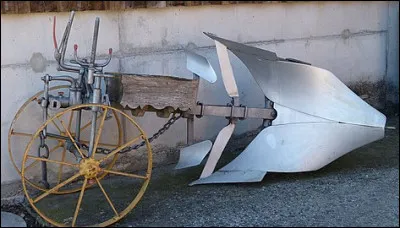 Quel livre de Patrick Besson a reçu le prix Renaudot, en 1995 ?