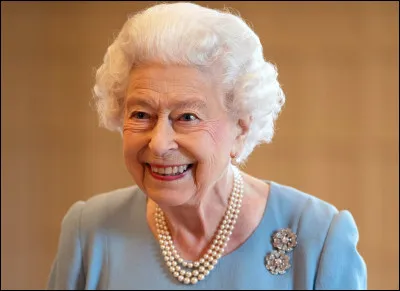 Combien d'années de règne la reine a-t-elle à son compte aujourd'hui ? (2 juin 2022)