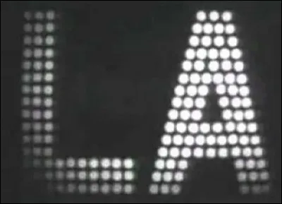 Quel était le titre de cette émission du dimanche midi où Catherine Langeais présentait des extraits de films ?