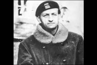 Qui est cet aviateur ?Indice : Il &eacute;tait aussi &eacute;crivain.