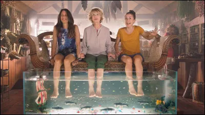 Dans quel film deux femmes emm&egrave;nent-elles leur m&egrave;re en vacances ?