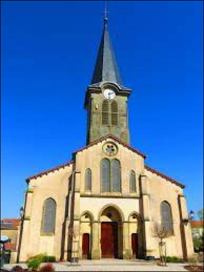 Vous avez sur cette image l'église Saint-Gengoulf, à Eincheville. Village Mosellan, il se situe dans l'ancienne région ...