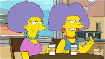 Patty et Selma Bouvier sont jumelles et sont les surs de Marge Simpson.