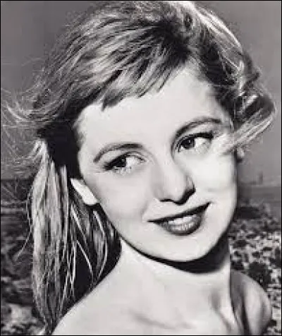 Quel est le nom de cette lady ?