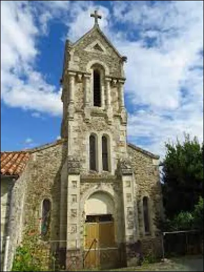 Ancienne commune néo-aquitaine, dans l'arrondissement de Parthenay, Soutiers se situe dans le département ...