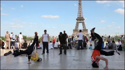 Viens oublier tes tracas et tes ennuis - Viens le bonheur ça commence aujourd'hui !