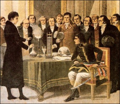 On ne pourra pas dire que Napoléon n'était pas au courant. Quel scientifique italien présente la première pile électrique à l'empereur en 1801 ?