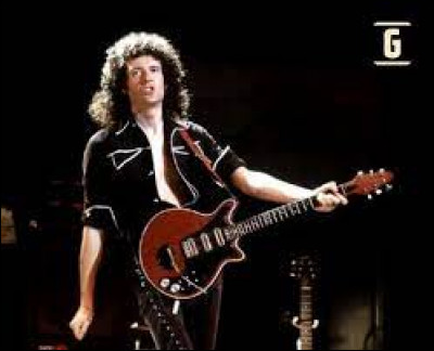Comment se nomme la guitare électrique que Brian May a fabriqué lui-même ?