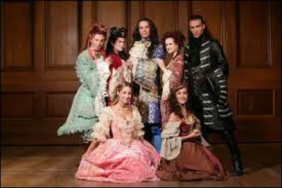 Qui incarne Louis XIV dans la comédie musicale "Le Roi Soleil" ?