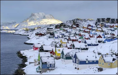À quel continent appartient le Groenland ?