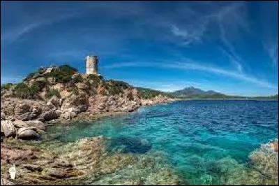 Quelle est la population approximative de la Corse ?