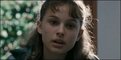 Comment se prénomme Natalie Portman dans "Heat" ?