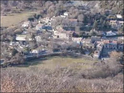 Hameau Héraultais de la commune de Dio-et-Valquières, Vernazoubres se situe dans l'ancienne région ...