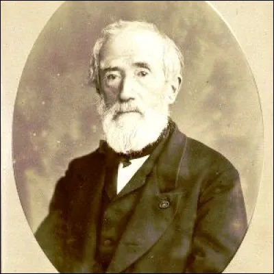 Quelle bibliothèque parisienne construite en 1851 par Henri Labrouste a hérité lune des plus grandes collections européennes constituée depuis le Moyen Âge ?
