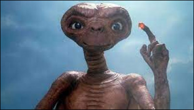 Qui est le réalisateur du film "E.T. l'extra-terrestre", publié en 1982 ?