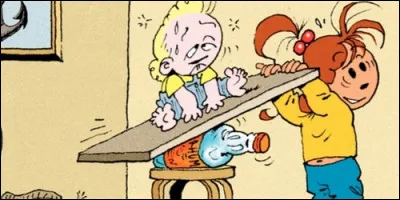 Qui est le soufre-douleur de Nathalie ?