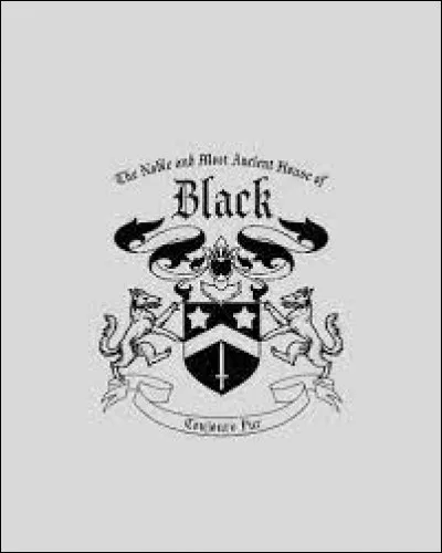 Qui est la cousine de Walburga Black qui a voulu faire passer une loi au ministère pour autoriser la chasse aux Moldus ?