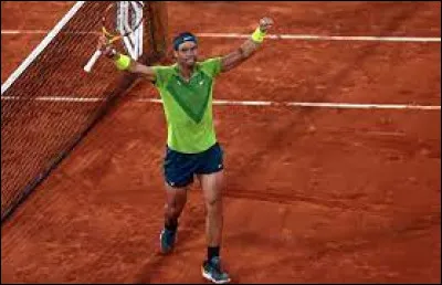 Ce tennisman serbe a longtemps été le numéro 1 dans son sport.