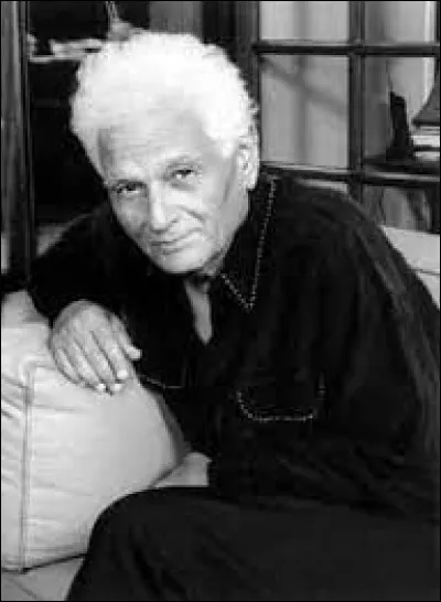 Né en Algérie en 1930, fort apprécié aux États-Unis, j'ai pensé la déconstruction et forgé le concept de différence ?