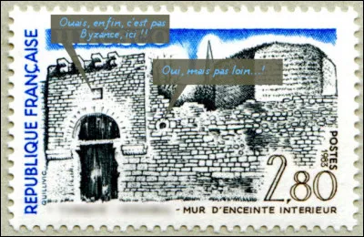 C'est le dernier grand système de fortification de l'Antiquité et, historiquement, l'un des systèmes défensifs les plus complexes et les plus élaborés. De quelle ville parle-t-on ?