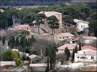 Je vous emmène à présent en Occitanie, à Boutenac. Village de l'aire d'attraction Narbonnaise, il se situe dans le département ...