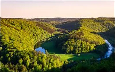 Combien y a-t-il d'habitants dans ce pays, en 2022 ?