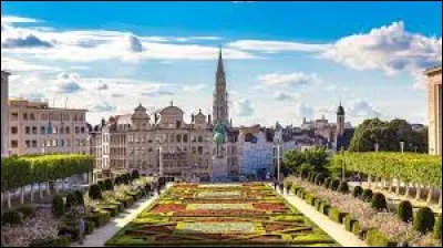 Laquelle de ces langues est l'une des officielles ?