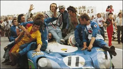 Qui est ce pilote français détenant le record de participation de l'épreuve ?