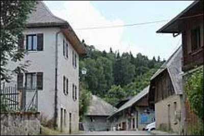 Nous partons en Auvergne-Rhône-Alpes, à La Chapelle-Saint-Maurice. Commune de l'aire d'attraction Annécienne, dans le parc naturel régional du massif des Bauges, elle se situe dans le département ...