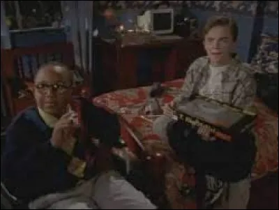 Où se rendent Stevie et Malcolm lorqu'il décide de faire le mur ?