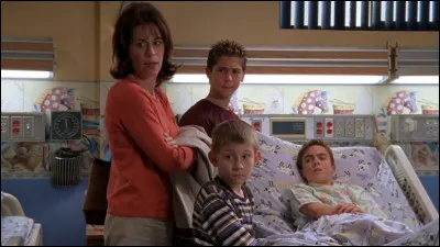 Pour quelle raison Malcolm se retrouve-t-il hospitalisé ?