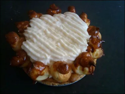 Quel est le nom de cette pâtisserie française ?