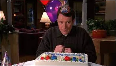 Lors de l'anniversaire de Hal, Francis revient d'Alaska, mais quelle surprise réserve-t-il à ses parents ?