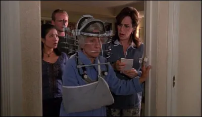 Quelle affirmation est fausse concernant l'épisode "Grand-mère attaque" ?