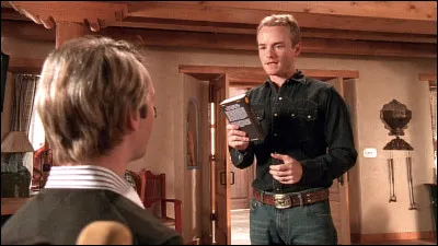 De quel instrument joue le neveu d'Otto ce qui a le don d'énerver Francis ?