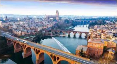 Laquelle de ces villes est située en France ?