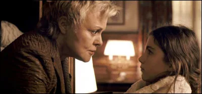 Dans quel film un homme est-il tyrannique et violent envers sa famille ?