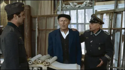 Dans quel film un restaurateur est-il confondu avec un peintre en bâtiment durant la seconde guerre mondiale ?