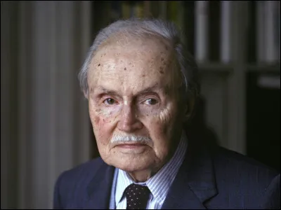 "Ceux de 14" a été écrit par Maurice Genevoix.