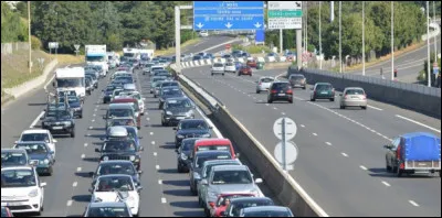 Quelle autoroute relie Bordeaux à Lyon ?