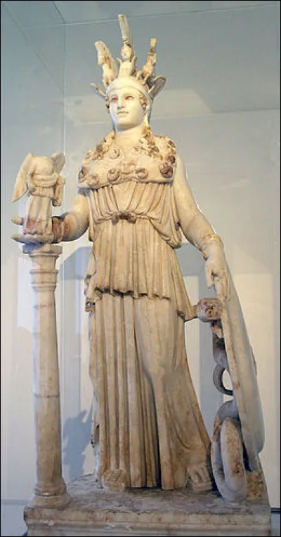 Qui a cr&eacute;&eacute; la statue chrys&eacute;l&eacute;phantine d'Ath&eacute;na Parth&eacute;nos, achev&eacute;e vers 438 av. J.-C. ?