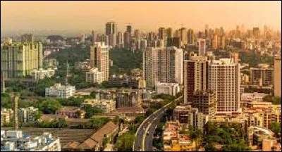 Cette énorme ville indienne était autrefois appelée Bombay.