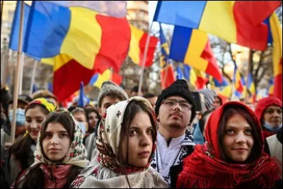 Comment dit-on dimanche en roumain ?