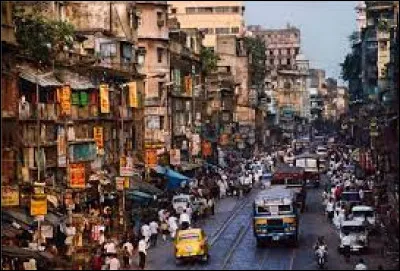 Quel est le réel nom de la ville indienne de Calcutta, depuis 1995 ?