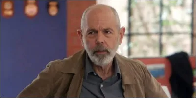 L'agent du FBI, Tobias Fornell épouse :