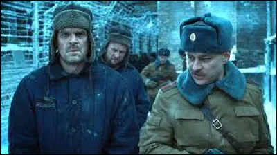 Comment Jim Hopper a-t-il survécu au Démogorgon, à la prison russe.