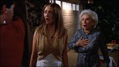 Comment s'appelle cette jeune femme promise à Reese ?