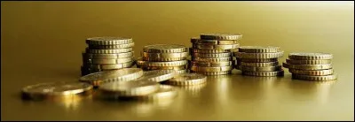 La zone euro comprend 18 pays. Quel traité donne naissance à l'euro en 2002 ?