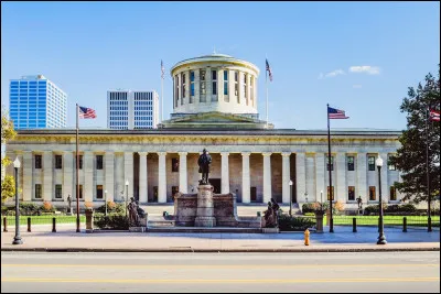 Cet État du Midwest, peuplé de 11,5 millions d'habitants, est bordé au nord par le lac Erié :