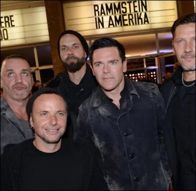 Complétez : 
"Und ab und zu hab ich..."